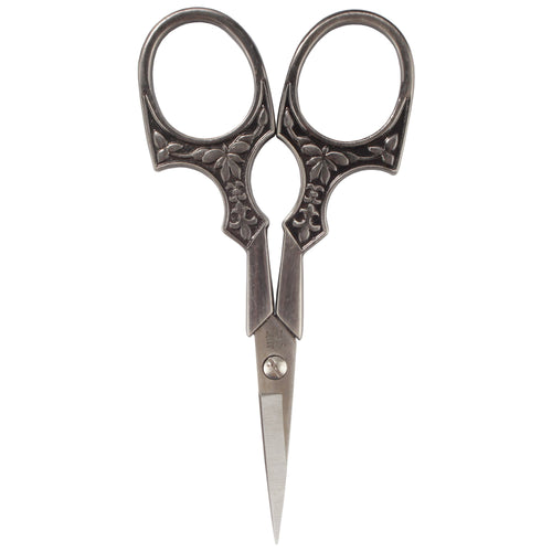 small trimming snips for yarn and crafts