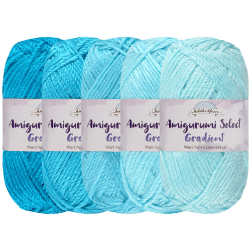 light blue dark blue gradient yarn
