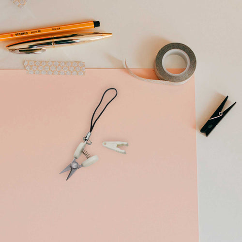 Itty Bitty Snippy Scissors